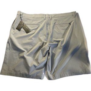 Travis Mathew Carlsbad Golf Shorts Light Gray Men’s Size 42 NWT